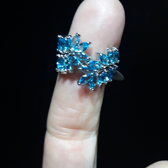 Natural Swiss Blue Bypass Ring iv10